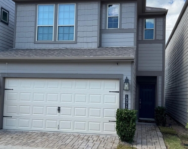 10412 Marston Vineyard Drive - Photo Thumbnail 1