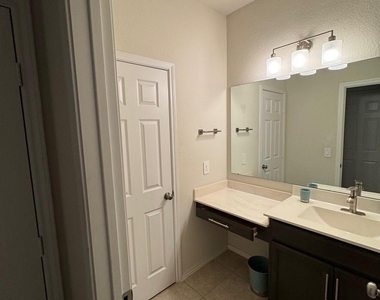 10412 Marston Vineyard Drive - Photo Thumbnail 10