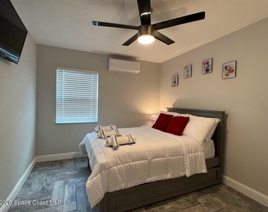 1810 Elizabeth Street - Photo Thumbnail 21