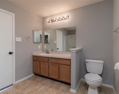 9331 Norwood Trails Drive - Photo Thumbnail 20