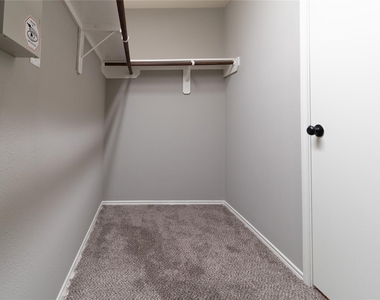 9331 Norwood Trails Drive - Photo Thumbnail 22