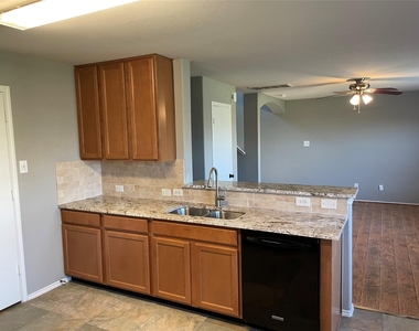 9331 Norwood Trails Drive - Photo Thumbnail 9