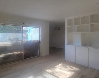 3775 40th Lane S - Photo Thumbnail 2
