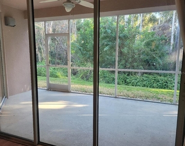 820 Lantern Way - Photo Thumbnail 19