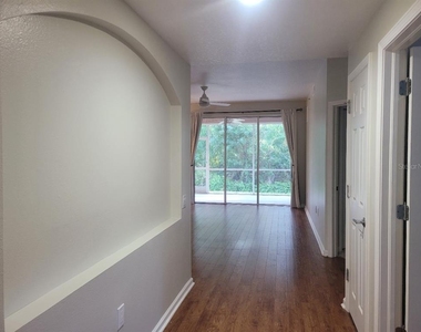 820 Lantern Way - Photo Thumbnail 6