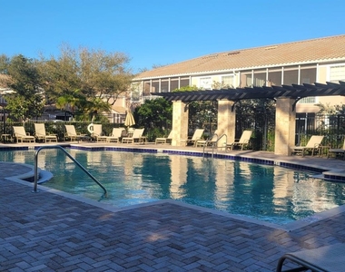 820 Lantern Way - Photo Thumbnail 39