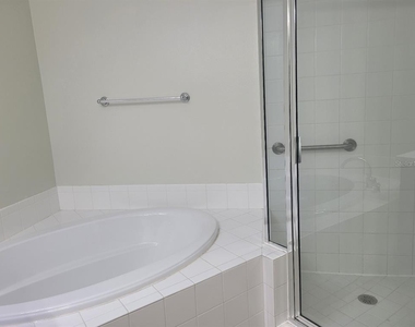 820 Lantern Way - Photo Thumbnail 23