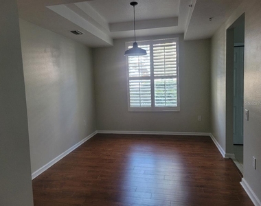 820 Lantern Way - Photo Thumbnail 12