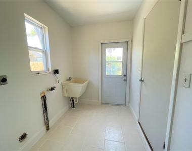 9 Jeff Road - Photo Thumbnail 10