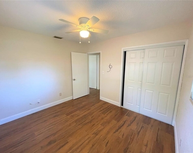 9 Jeff Road - Photo Thumbnail 13