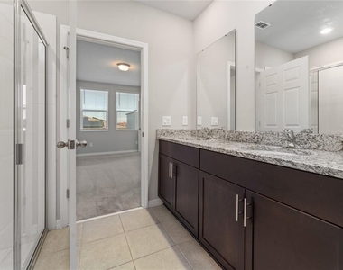 3085 Bella Vista Drive - Photo Thumbnail 18