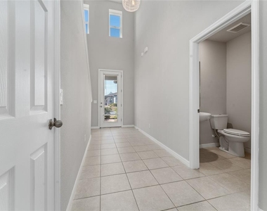 3085 Bella Vista Drive - Photo Thumbnail 10