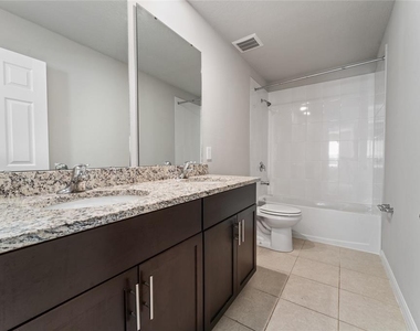 3085 Bella Vista Drive - Photo Thumbnail 17