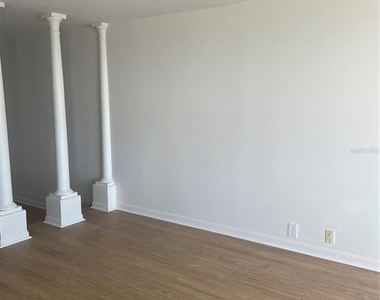 5200 Brittany Drive S - Photo Thumbnail 11