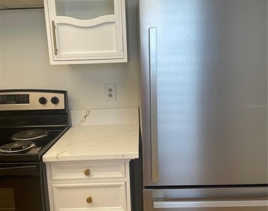 5200 Brittany Drive S - Photo Thumbnail 7