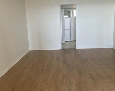 5200 Brittany Drive S - Photo Thumbnail 15