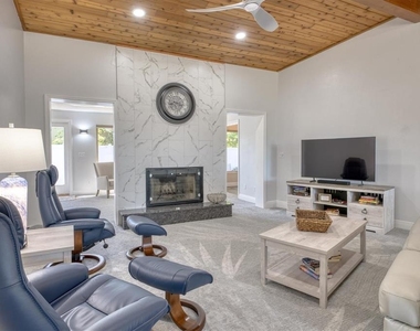 13964 106th Avenue - Photo Thumbnail 3