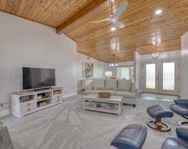 13964 106th Avenue - Photo Thumbnail 2