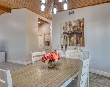 13964 106th Avenue - Photo Thumbnail 17