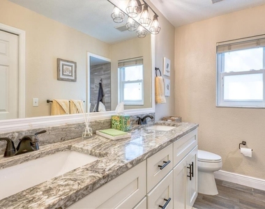 13964 106th Avenue - Photo Thumbnail 34