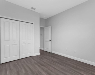 13314 Holtville Avenue - Photo Thumbnail 8