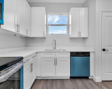 13314 Holtville Avenue - Photo Thumbnail 2