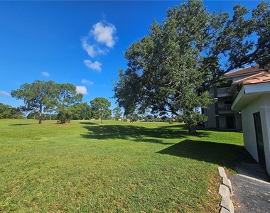 13838 Fairway Island Drive - Photo Thumbnail 6