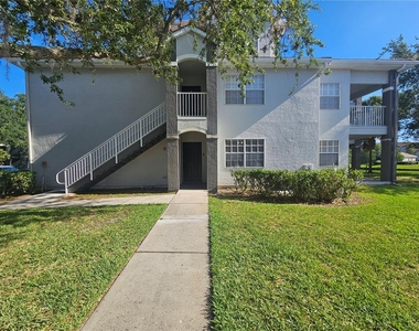 13838 Fairway Island Drive - Photo Thumbnail 3
