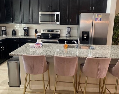 1523 Carey Palm Circle - Photo Thumbnail 17