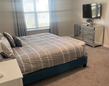 1523 Carey Palm Circle - Photo Thumbnail 20