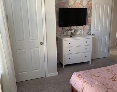 1523 Carey Palm Circle - Photo Thumbnail 5