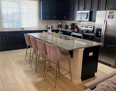 1523 Carey Palm Circle - Photo Thumbnail 18