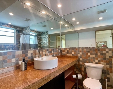 Luciano 1124 Ashford Avenue - Photo Thumbnail 21