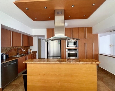 Luciano 1124 Ashford Avenue - Photo Thumbnail 10
