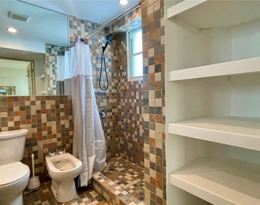 Luciano 1124 Ashford Avenue - Photo Thumbnail 20