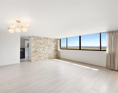 2306 Calle Laurel - Photo Thumbnail 6