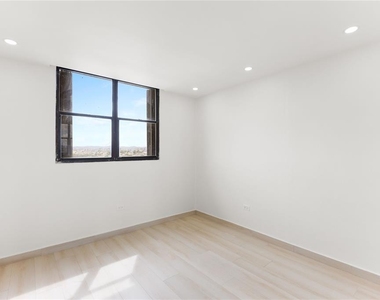 2306 Calle Laurel - Photo Thumbnail 17