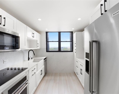 2306 Calle Laurel - Photo Thumbnail 8