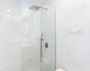 2306 Calle Laurel - Photo Thumbnail 24