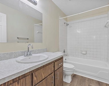 3800 Se 17th Ct - Photo Thumbnail 19