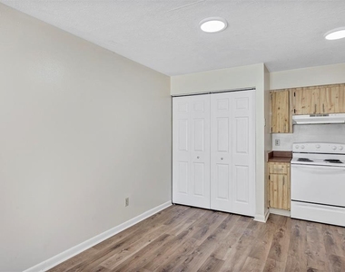 3800 Se 17th Ct - Photo Thumbnail 8