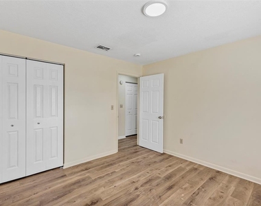 3800 Se 17th Ct - Photo Thumbnail 13