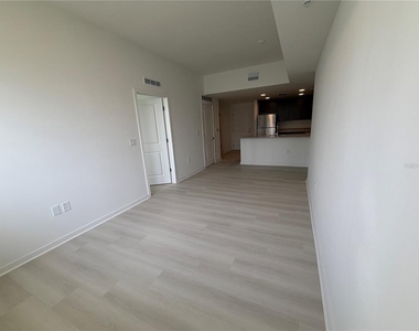5587 Millenia Park Blvd - Photo Thumbnail 15