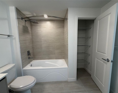 5587 Millenia Park Blvd - Photo Thumbnail 14