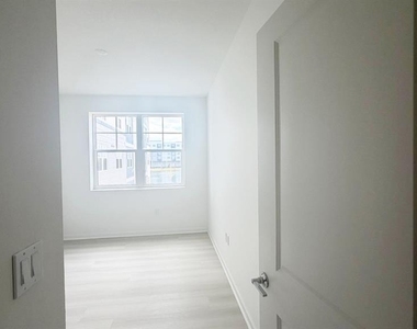 5587 Millenia Boulevard - Photo Thumbnail 22