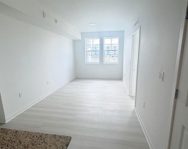 5587 Millenia Boulevard - Photo Thumbnail 9