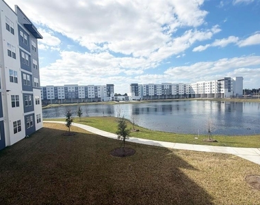 5587 Millenia Boulevard - Photo Thumbnail 34