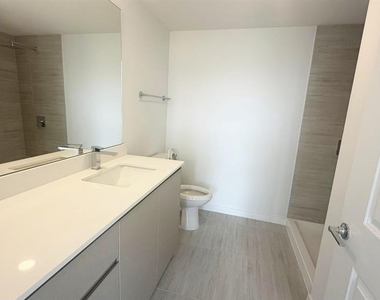 5587 Millenia Boulevard - Photo Thumbnail 18