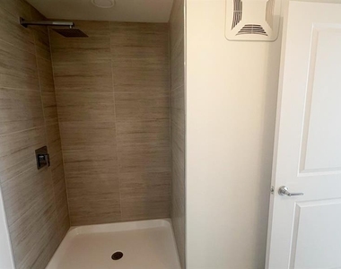 5587 Millenia Boulevard - Photo Thumbnail 20