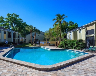 908 Lake Destiny Road - Photo Thumbnail 19